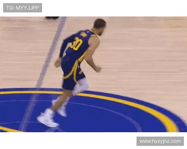 库里谈控球能力：无论有球无球我都能掌控比赛节奏